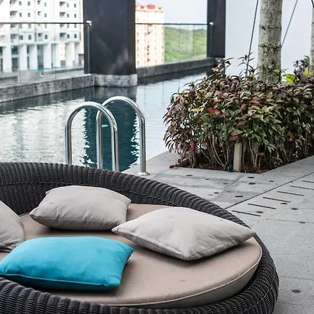 Deluma-Urban Suites